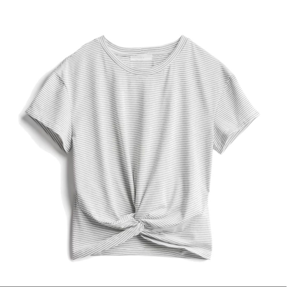 Cropped knot top black and white stripe.
